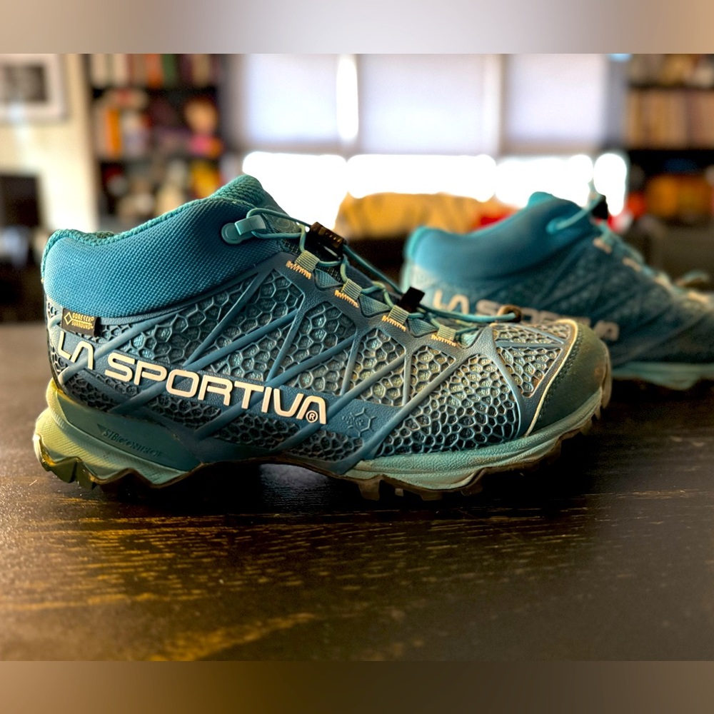 La Sportiva Hiking Boots size 8